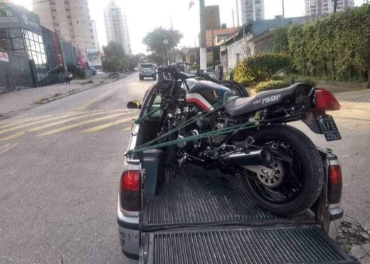 Craft Profissionais vehicle ready for transport